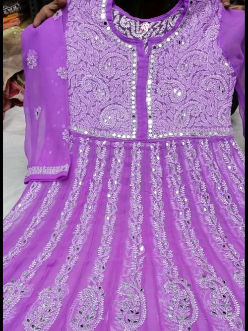 ladies frock - 18219249 - Very Small Image - 1