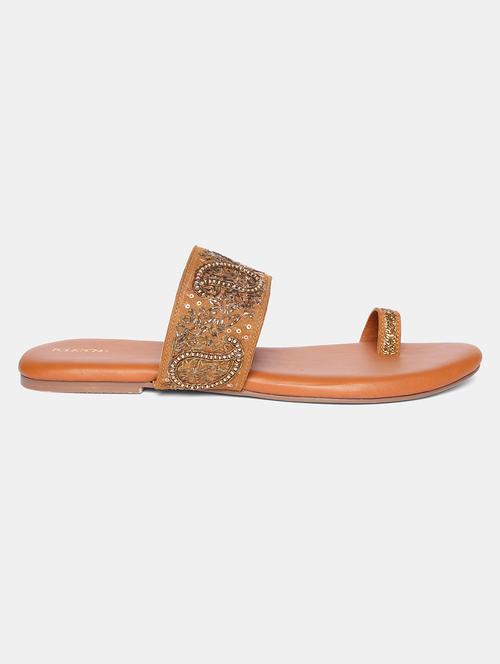 yellow fabric ethnic sandals - 18223928 - Very Small Image - 1