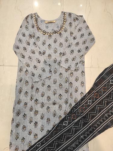kurti and pant - 18224962 - Very Small Image - 1
