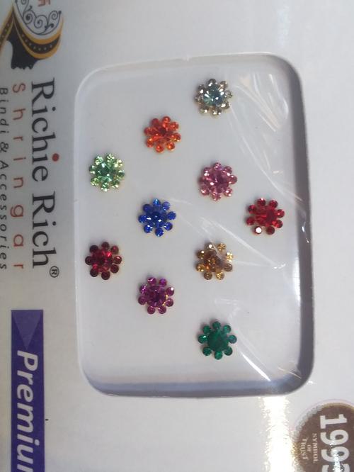 fancy bindi - 18226779 - Very Small Image - 1