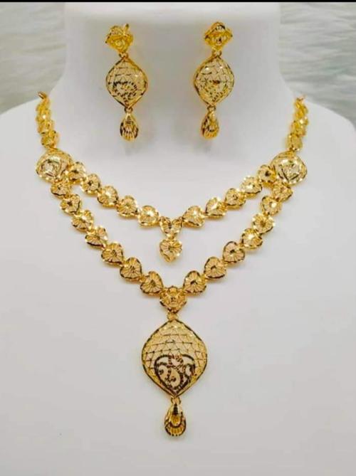 golden color necklace set - 18228375 - Very Small Image - 1