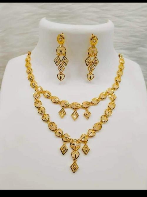 golden color necklace set - 18228385 - Very Small Image - 1