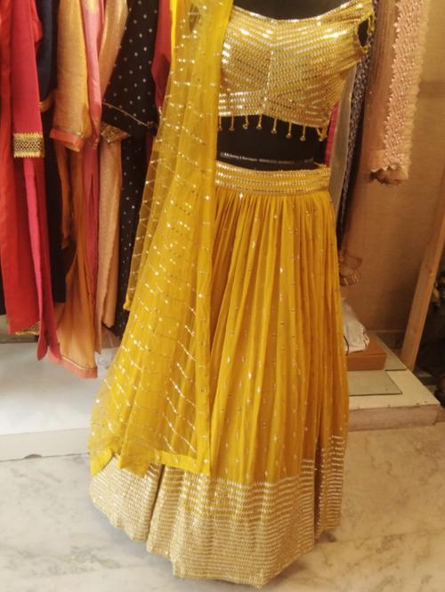 ethnic dresses - 18228990 - Very Small Image - 1