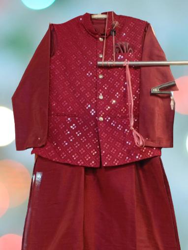 good quality kurta pajama also mirror - 18229547 - Very Small Image - 1