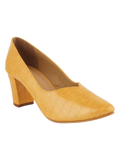 yellow synthetic closed back sandals - 18230524 - Very Small Image - 1