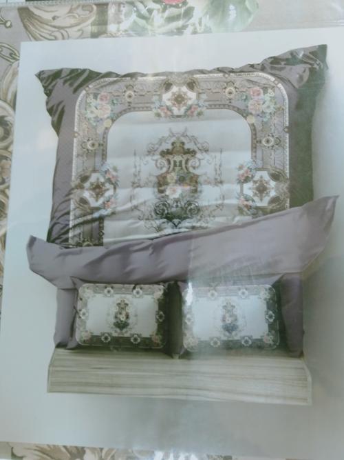 exclusive badsheet with pillow cover - 18232792 - Very Small Image - 1