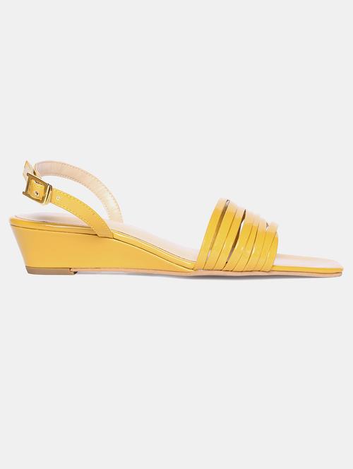 yellow pu ethnic sandals - 18247950 - Very Small Image - 1