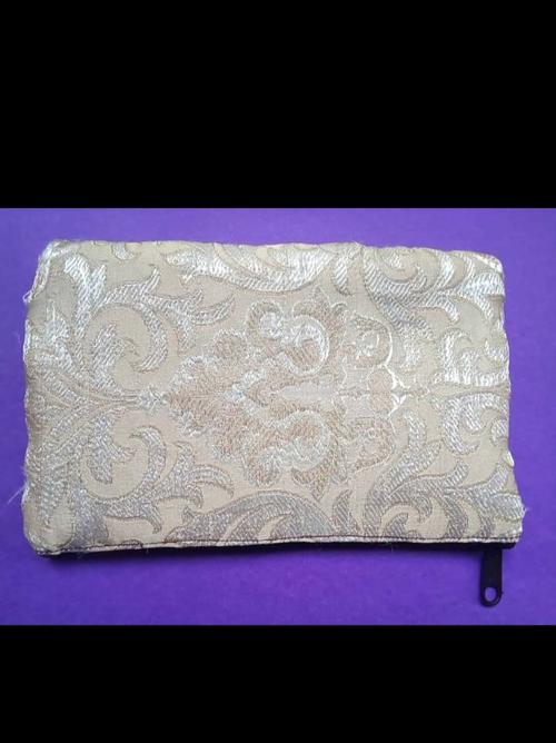 exclusive handbags for gifts item - 18250142 - Very Small Image - 1