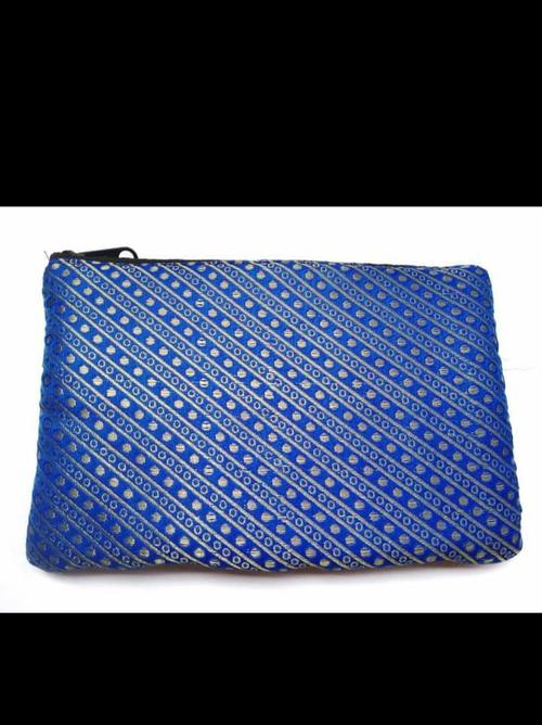 exclusive hand bags for gifts item - 18250146 - Very Small Image - 1