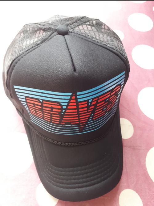 caps - 18250482 - Very Small Image - 1