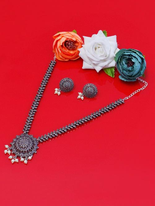 oxidised silvefr short necklace with earring - 18251216 - Very Small Image - 1