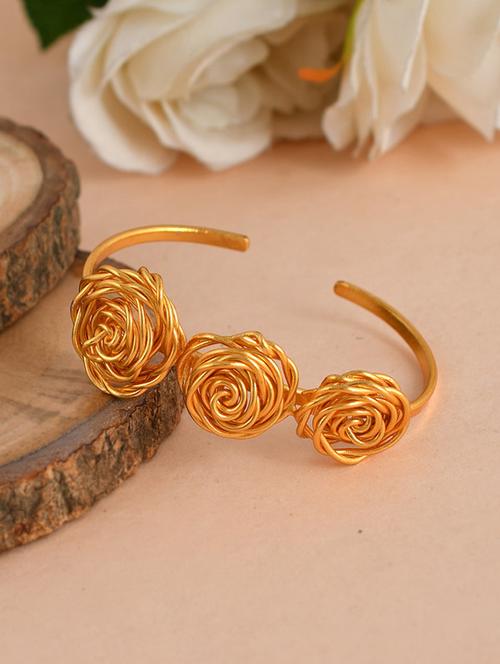 gold plated trinity rose palm bracelet - 18259792 - Very Small Image - 1