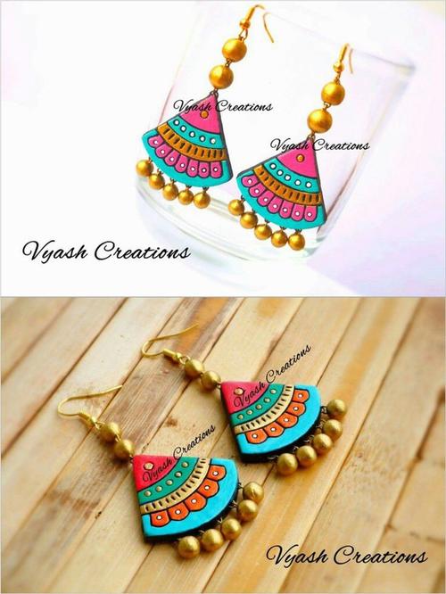 terracotta earrings - 18264362 - Very Small Image - 1