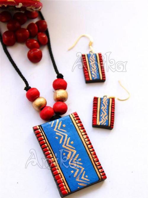 terracotta jewellery - 18264365 - Very Small Image - 1
