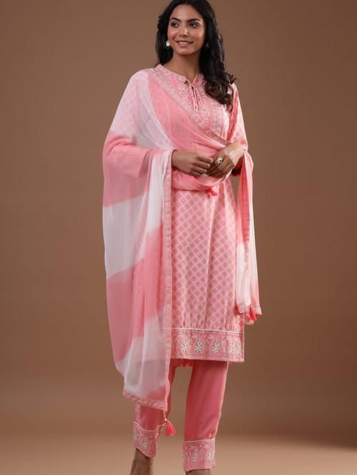 kurti pant with dupatta - 18267466 - Very Small Image - 1