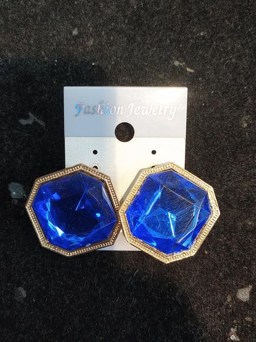 women good quality earring - 18268590 - Very Small Image - 1
