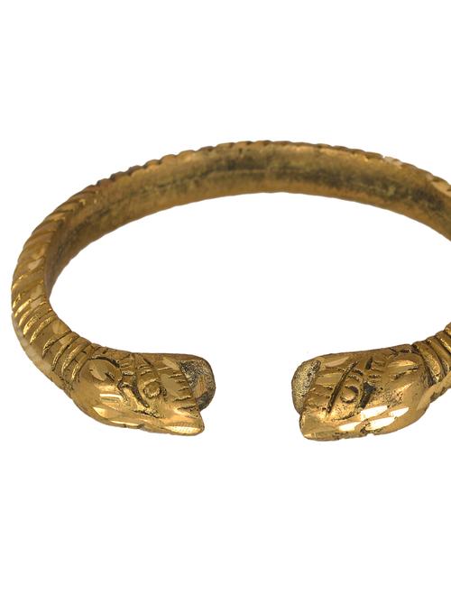 kesar zems pure brass kada lion face wrist band for unisex {diameter 5.6 cm} golden. - 18269478 - Very Small Image - 1
