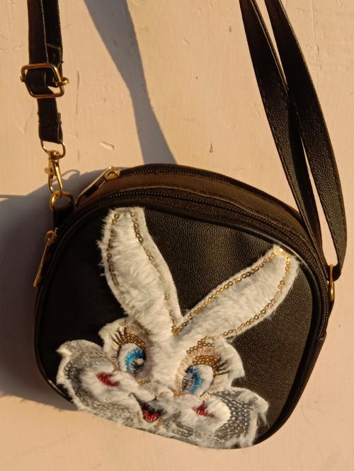 girls bags. kids can use also - 18269828 - Very Small Image - 1