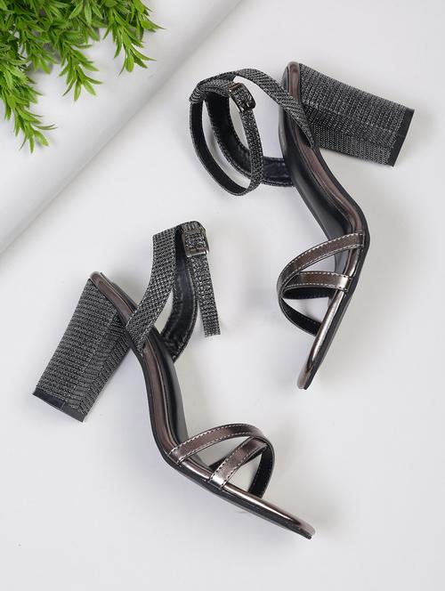 metallic back strap[ sandal - 18271119 - Very Small Image - 1