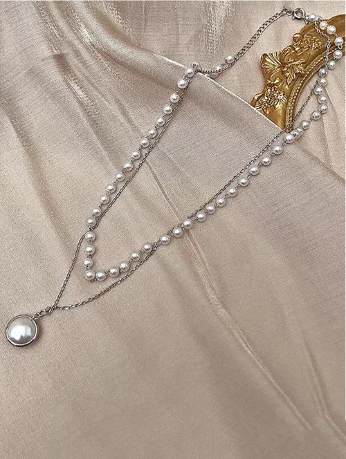 the vine girl charming silver plated double layered beads and pearl drop pendant necklace - 18281039 - Very Small Image - 1