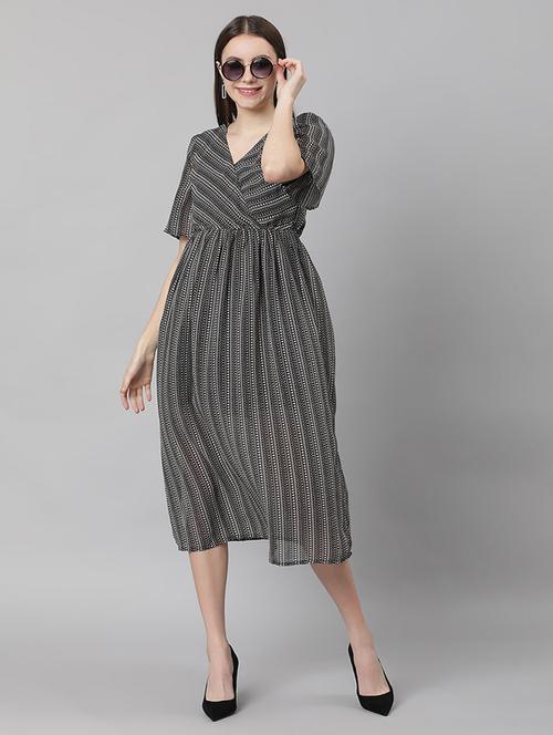 v-neck printed a-line dress - 18284871 - Very Small Image - 1