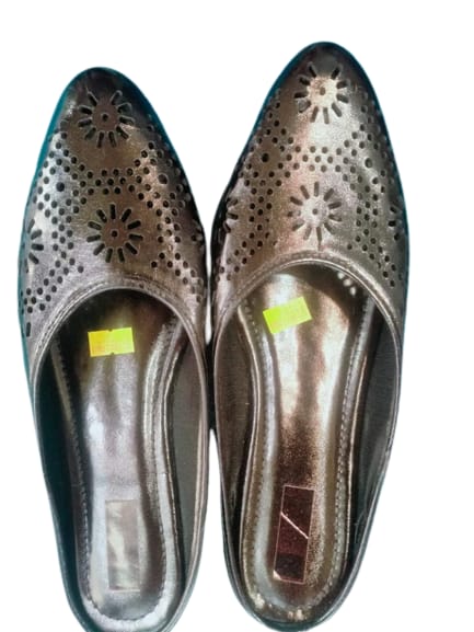 ethnic flats sandals - 18285116 - Very Small Image - 1