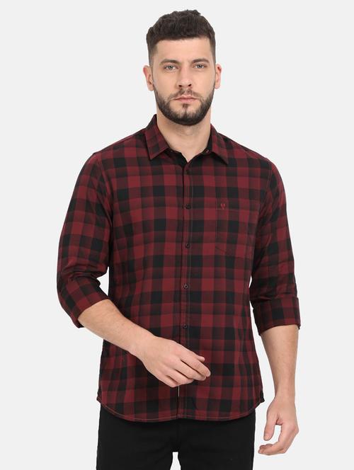 red checked casual shirt - 18290983 - Very Small Image - 1