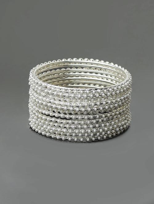 silver metal bangle - 18292317 - Very Small Image - 1