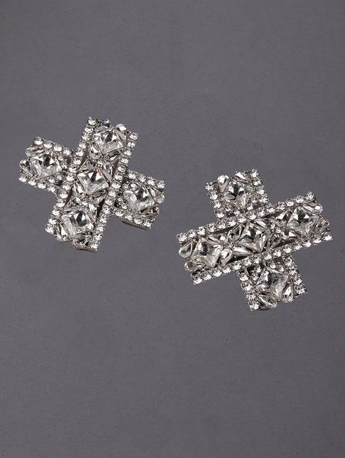 silver metal drop earring - 18294706 - Very Small Image - 1