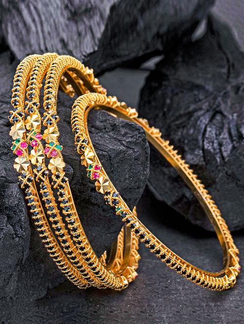 set of 4 multi colored metal bangle - 18295128 - Very Small Image - 1