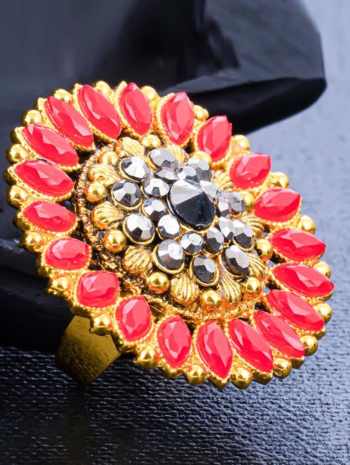 red metal finger ring - 18295327 - Very Small Image - 1
