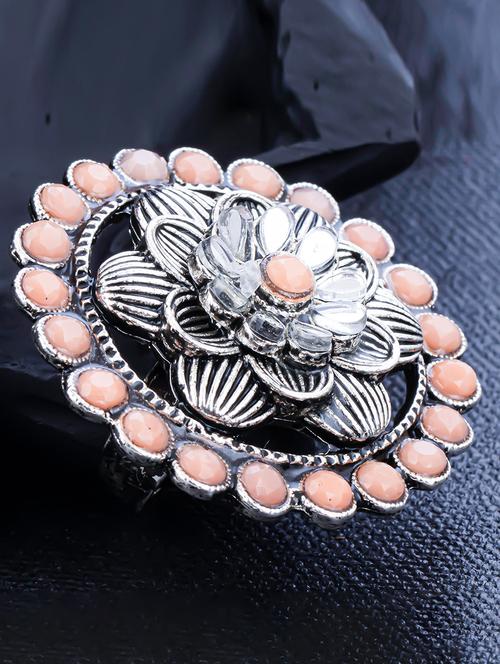 orange metal finger ring - 18295335 - Very Small Image - 1