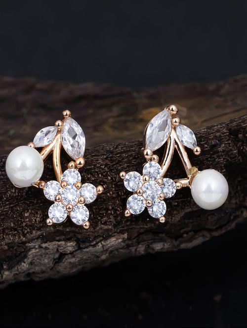 gold metal studs earring - 18295690 - Very Small Image - 1