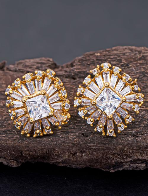 gold metal studs earring - 18295752 - Very Small Image - 1