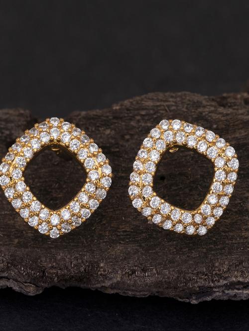 gold metal studs earring - 18295777 - Very Small Image - 1
