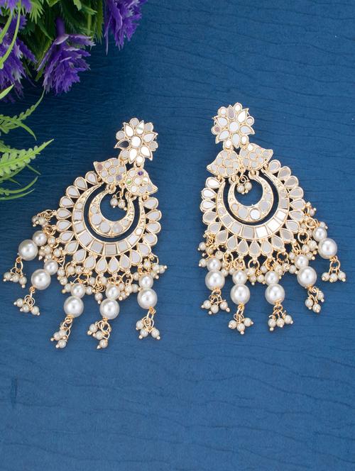 gold metal chandballi earring - 18295837 - Very Small Image - 1