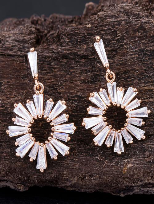 gold metal drop earring - 18295903 - Very Small Image - 1
