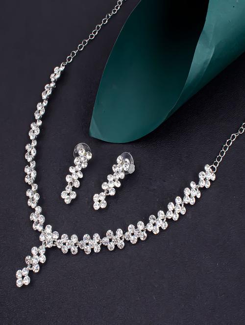 silver zinc necklaces and earring - 18296299 - Very Small Image - 1
