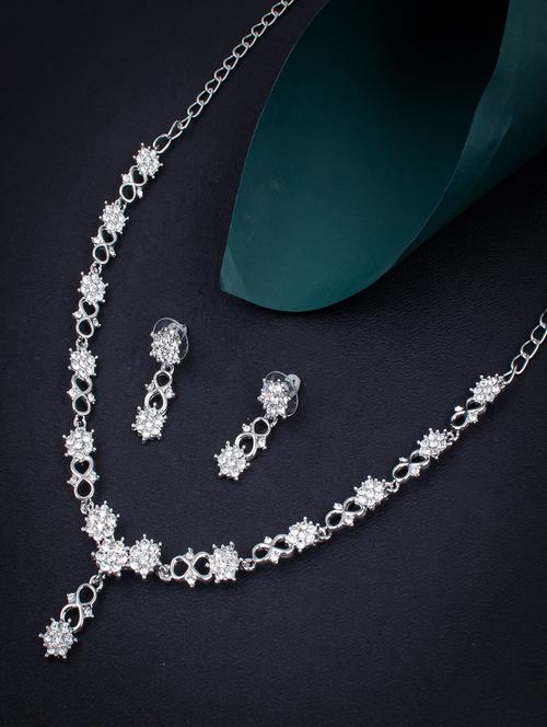 silver zinc necklaces and earring - 18296351 - Very Small Image - 1