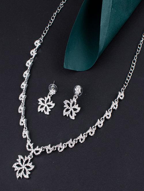 silver zinc necklaces and earring - 18296436 - Very Small Image - 1