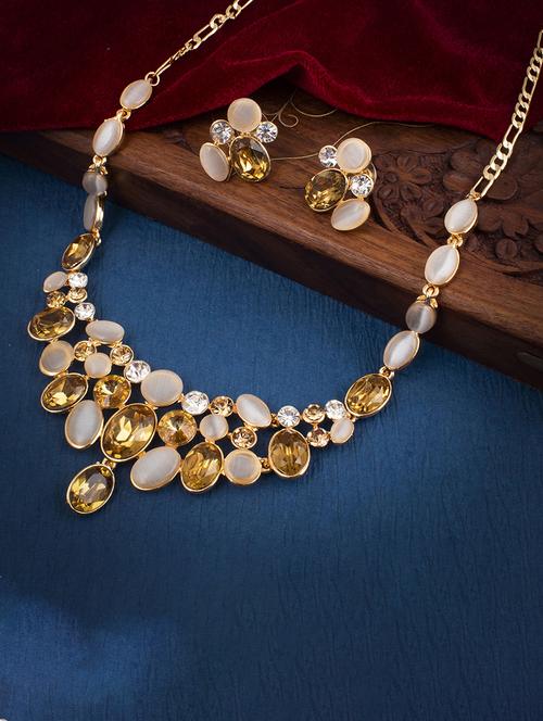orange brass necklaces and earring - 18296931 - Very Small Image - 1