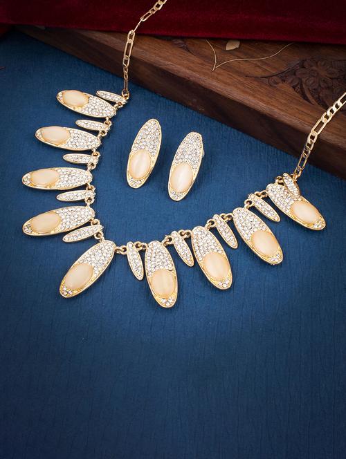 orange brass necklaces and earring - 18296943 - Very Small Image - 1