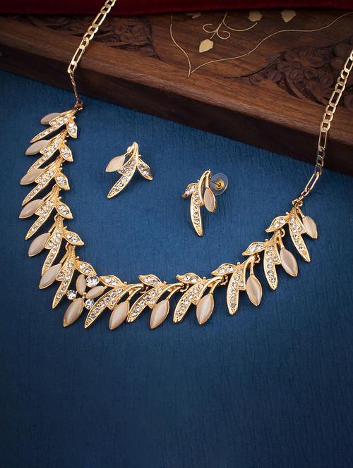 orange brass necklaces and earring - 18296949 - Very Small Image - 1