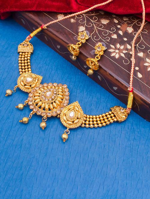 gold metal necklaces and earring - 18297030 - Very Small Image - 1