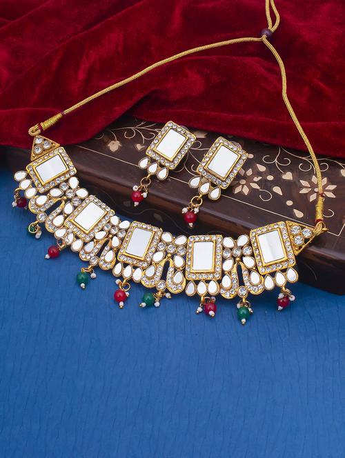 gold metal necklaces and earring - 18297057 - Very Small Image - 1