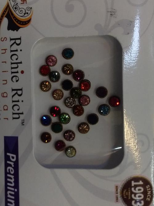 fancy stone bindi - 18297283 - Very Small Image - 1
