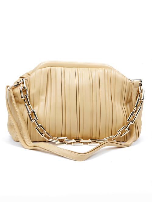 cream solid regular clutch - 18297598 - Very Small Image - 1