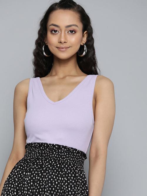 v-neck solid crop top - 18298434 - Very Small Image - 1