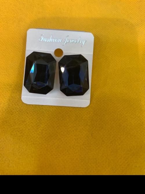 ladies earrings - 18303813 - Very Small Image - 1