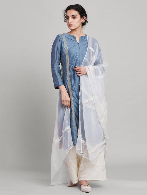 white embroidered dupatta - 18304574 - Very Small Image - 1
